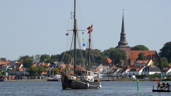 Leaving the port of Nysted