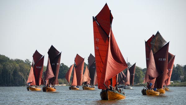 Start of the regatta for Zeesenboats